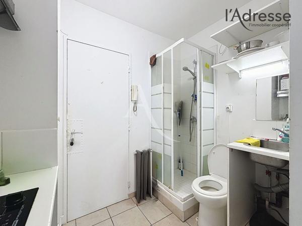 COUP DE C?UR ASSURÉ ! Studio à Saint Cloud de14 m2