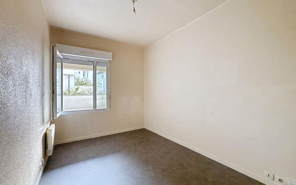 Appartement à vendre    2 pièces • 53 m2 Tours