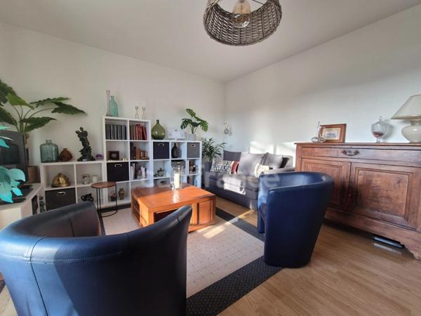 Appartement à vendre 2 pièces ROYAN (17) - LE PARC - Balcon - Cave - Parking