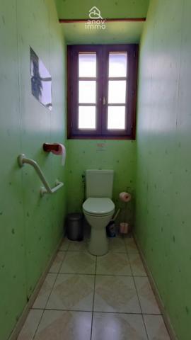 Ferme
                                                                                                                                                                                                                                                                                                                        6 pièce(s)                                                                                                                                                                                                          3 chambre(s)                                                                                                                                                                                                          150  m²