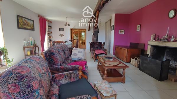 Ferme
                                                                                                                                                                                                                                                                                                                        6 pièce(s)                                                                                                                                                                                                          3 chambre(s)                                                                                                                                                                                                          150  m²