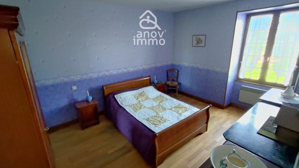 Ferme
                                                                                                                                                                                                                                                                                                                        6 pièce(s)                                                                                                                                                                                                          3 chambre(s)                                                                                                                                                                                                          150  m²