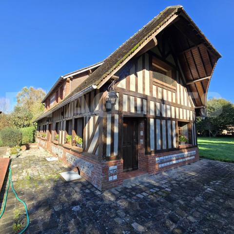 Authentique maison normande de caractère.