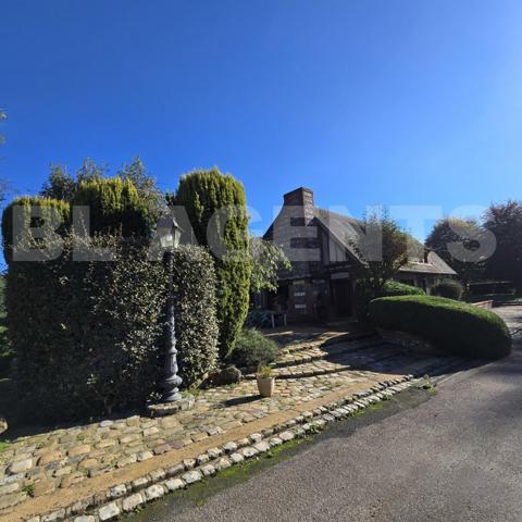 Authentique maison normande de caractère.