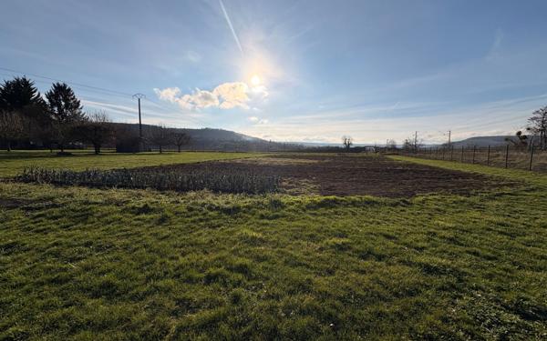 Terrain à vendre    Dormans