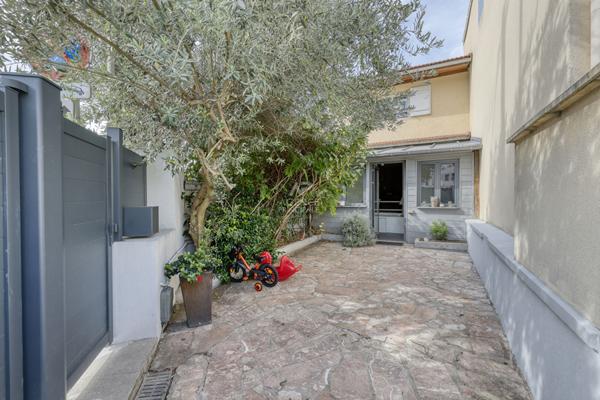 Maison Nanterre Mont-Valérien, 7 pièces 145 m2 €699 000 ** - Référence 14972