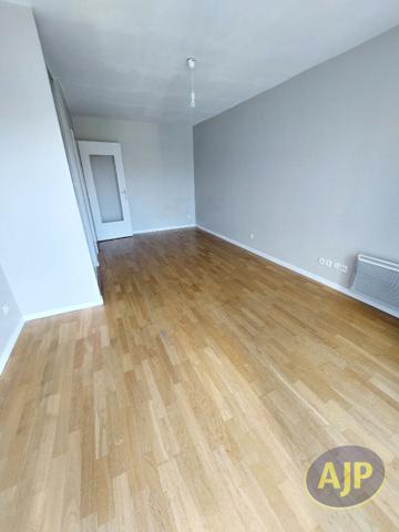 Location appartement Nantes : 601 € - AJP Immobilier Nantes Rond-Point de Rennes