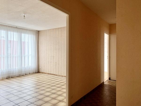 APPARTEMENT REZE MEDIATHEQUE