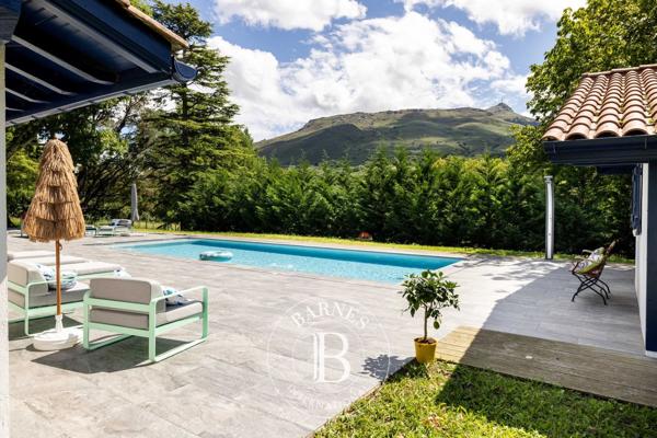 Ascain, Maison  230 m² à vendre