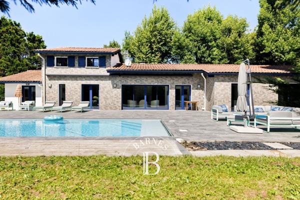 Ascain, Maison  230 m² à vendre