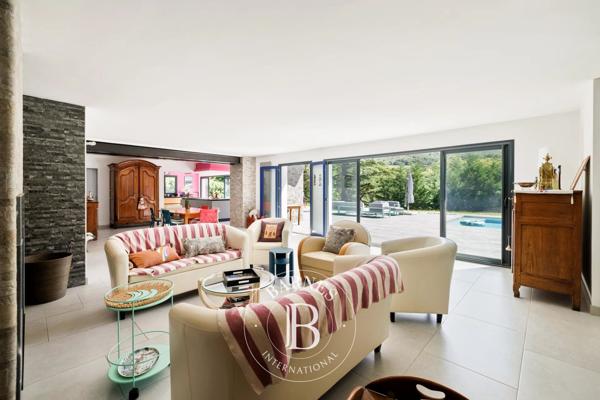 Ascain, Maison  230 m² à vendre