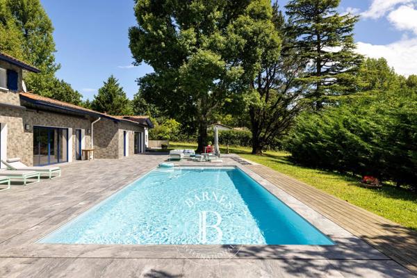 Ascain, Maison  230 m² à vendre