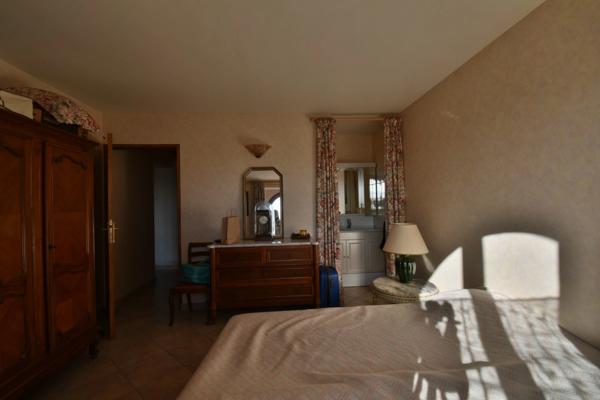 À Vendre : Maison de campagne avec étang et terrain de plus de 8000m² – Saint-Agnan-de-Versillat
