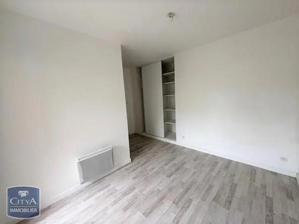 Appartement à louer 3 pièces 73.73m²