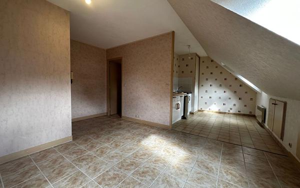 Appartement à louer    1 pièce •  Moret-sur-Loing