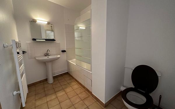 Appartement à louer    1 pièce •  Moret-sur-Loing