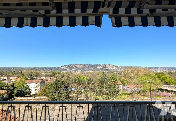 VALENCE - Appartement T4, 85 m² + garage et parking