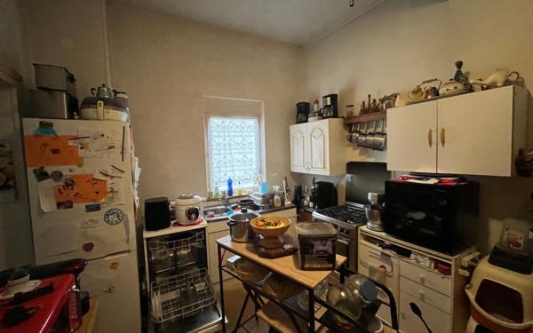Immeuble à vendre    7 pièces •  La Fère
