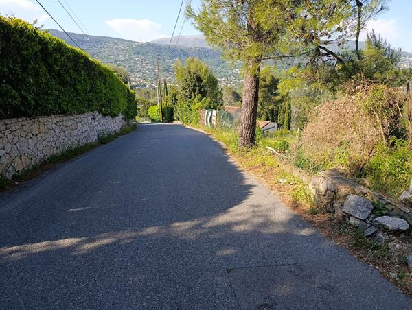 TERRAIN CONSTRUCTIBLE 2150 m² AVEC PC ACCORDÉ