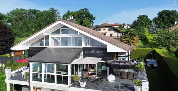 Maison d'architecte à vendre - 6 pièces - vue lac - MARIN (74)