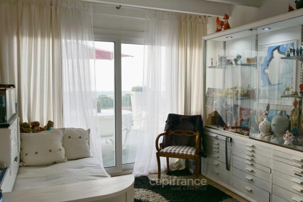 Maison d'architecte à vendre - 6 pièces - vue lac - MARIN (74)