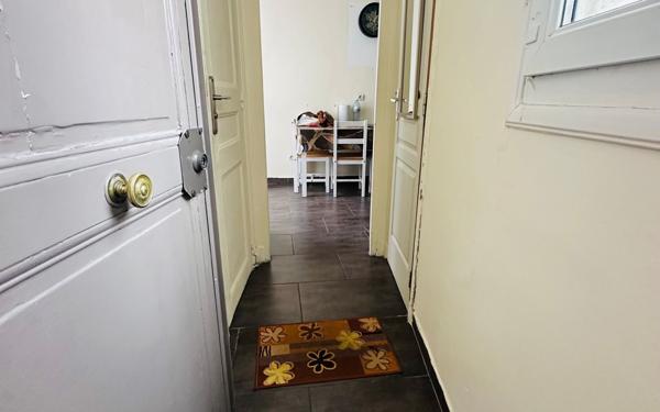 Appartement à vendre    3 pièces • 34,36 m2 Paris 18