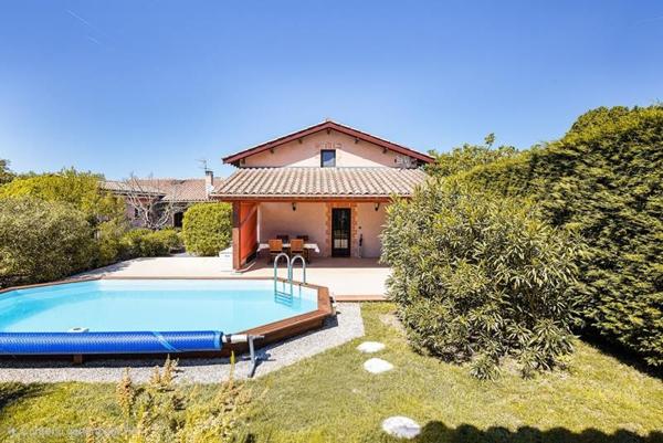 Maison à vendre |  Castelsarrasin |  8 pièces | 197 m²