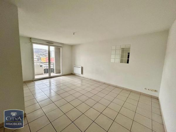Appartement à louer 2 pièces 47.45m²