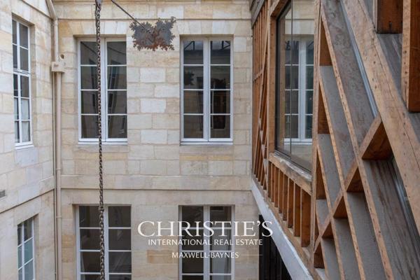Chartrons – Spacieux appartement de charme de 190m² avec terrasse