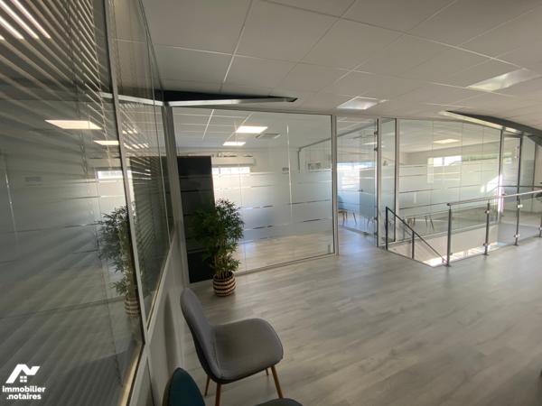 VENTE EN IMMO-INTERACTIF® : LOCAL D'ACTIVITÉS - Pernes Les Fontaines - Vaucluse (84)