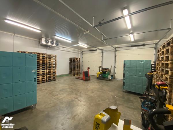 VENTE EN IMMO-INTERACTIF® : LOCAL D'ACTIVITÉS - Pernes Les Fontaines - Vaucluse (84)