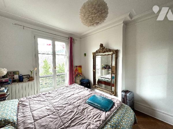 Duplex avec balcon filant Rue Claude Bernard