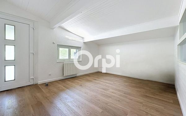 Appartement à louer    2 pièces • 40,85 m2 Viuz-en-Sallaz