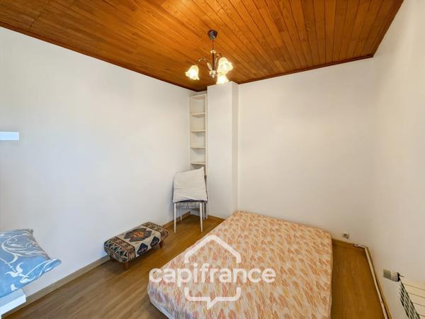 LA TESTE-DE-BUCH – MAISON EN CENTRE-VILLE AVEC PISCINE ET GARAGE