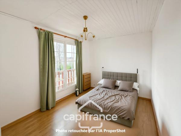 LA TESTE-DE-BUCH – MAISON EN CENTRE-VILLE AVEC PISCINE ET GARAGE