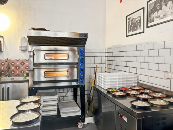 Dpt Rhône (69), à vendre LYON 1ER ARRONDISSEMENT EXCLUSIVITE Traiteur préparation de plats cuisinés et vente 36,4 m2