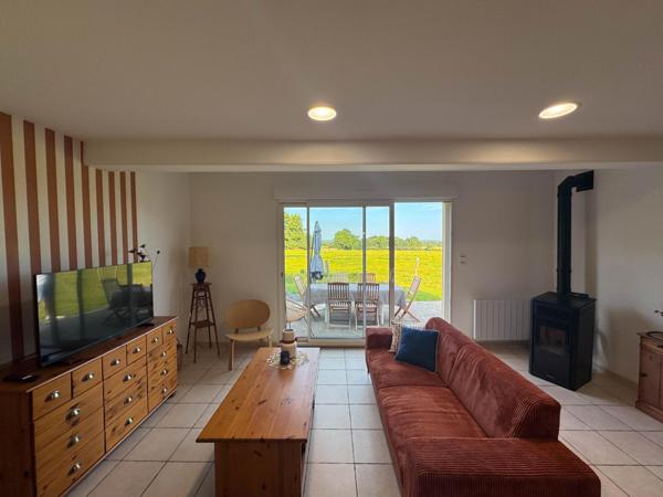 "Deux maisons idéales pour gîtes & séjours"...mais pas que !