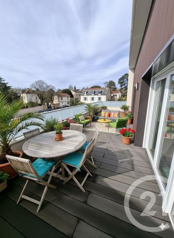 Appartement T4 à vendre  4 pièces - 123,55 m2 CHAMPAGNE AU MONT D OR - 69