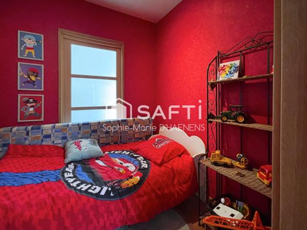 Pavillon de plain-pied avec double garage