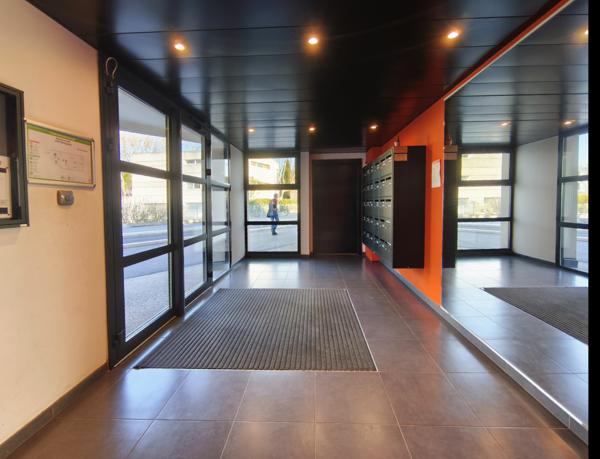 Montpellier (34090) Studio 22m² avec terrasse – Dernier étage – Opportunité investissement maîtrisé