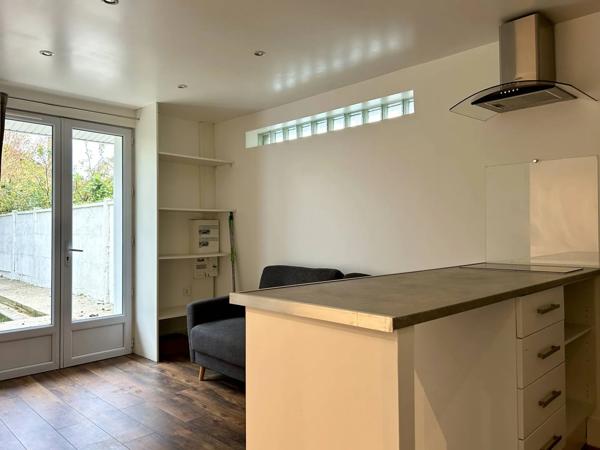 Louer une maison meublée de type 2 de plain-pied 30m2 à Talence proche fac et tram B et jardin