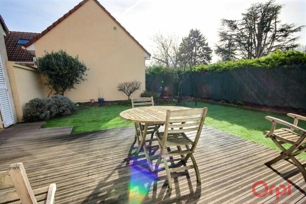 Maison à vendre    5 pièces • 117,61 m2 Montigny-le-Bretonneux