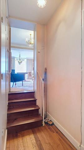 Maison de ville 142 m², 4 chambres, terrasse et balcon au coeur de Nérac