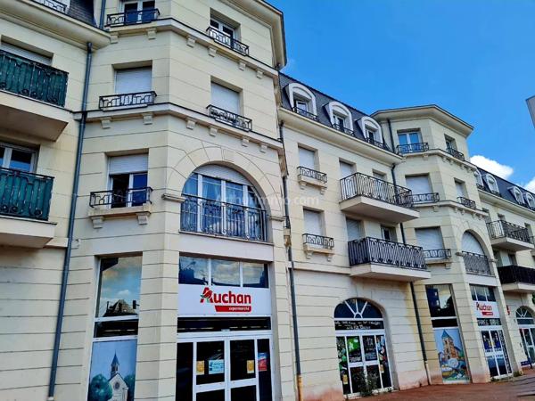 Vente                                                      Appartement
                        
                     4 pièces                      81 m2                     à Saint-Fargeau-Ponthierry