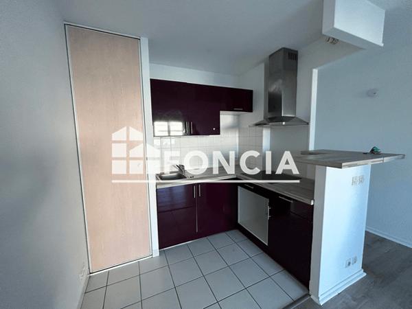 Location Appartement 2 pièces 45.25 m² - RES CLOS DE LA FONDERIE 24 RUE RENE GOBLET APPT C311 Talence 33400