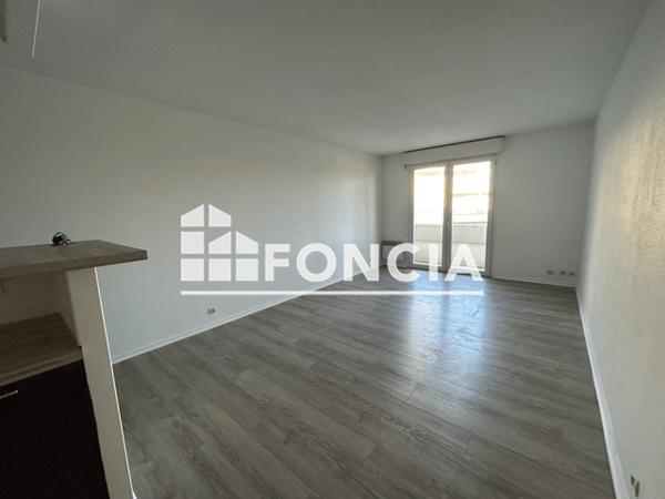 Location Appartement 2 pièces 45.25 m² - RES CLOS DE LA FONDERIE 24 RUE RENE GOBLET APPT C311 Talence 33400