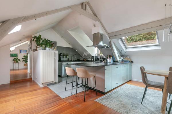 Versailles Avenue de Saint-Cloud - Appartement 6 pièces 3ème et dernier étage 174 m² au sol €998 000 ** - Référence 26641