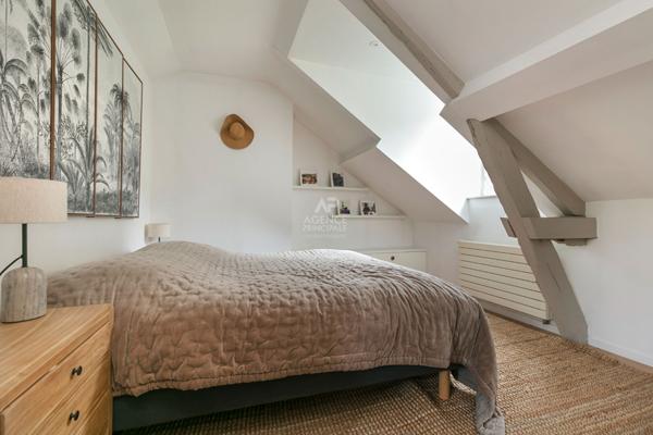 Versailles Avenue de Saint-Cloud - Appartement 6 pièces 3ème et dernier étage 174 m² au sol €998 000 ** - Référence 26641