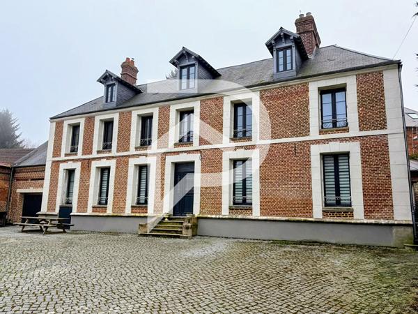 Maison 10 pièces 307 m2