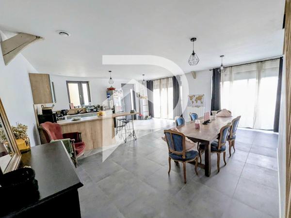 Maison 10 pièces 307 m2
